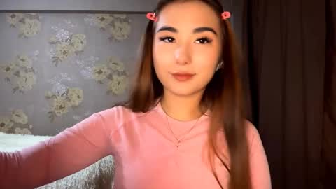 Snapshot of claribelatienza chatting on October 2, 2025, 2:35 pm Yuna online show from October 2, 2025, 2:35 pm