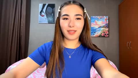 Snapshot of claribelatienza chatting on October 24, 2025, 11:17 am Yuna online show from October 24, 2025, 11:17 am