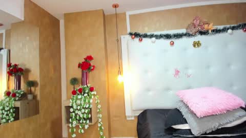 Snapshot of clarigil chatting on December 18, 2024, 5:21 pm clarigil online show from December 18, 2024, 5:21 pm