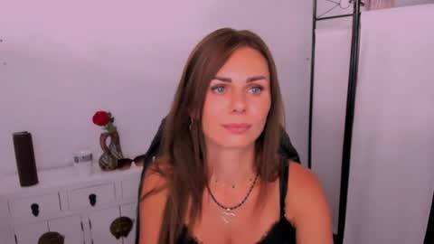 Snapshot of clarissasensual chatting on May 13, 2026, 3:31 pm ClarissaSensual online show from May 13, 2026, 3:31 pm