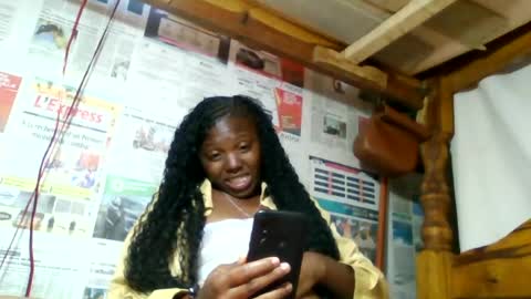 clarisse98 online show from June 26, 2026, 10:19 am