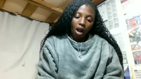 clarisse98 online show from July 3, 2026, 8:43 am
