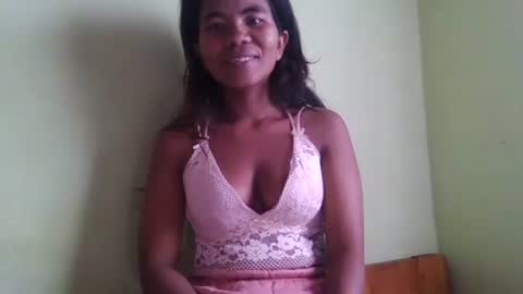 Snapshot of clarissezz chatting on May 5, 2026, 6:43 am clarissezz online show from May 5, 2026, 6:43 am