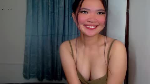 Snapshot of clarita_moore1000 chatting on December 3, 2024, 11:22 am Rita online show from December 3, 2024, 11:22 am