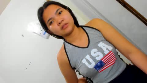 Snapshot of clarita_moore1000 chatting on March 11, 2025, 12:54 am Rita online show from March 11, 2025, 12:54 am
