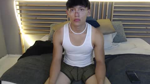 Snapshot of clark_ken1 chatting on February 26, 2026, 10:53 pm clar online show from February 26, 2026, 10:53 pm