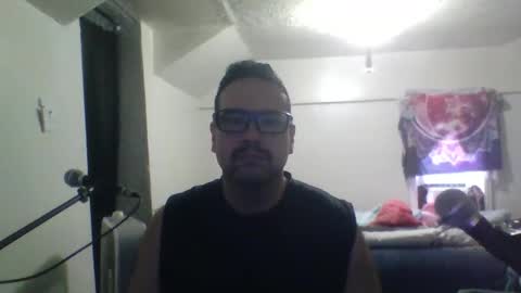 clark_kent1986 online show from April 25, 2026, 1:25 pm
