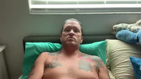 Snapshot of clarkjaymes chatting on May 13, 2026, 4:37 pm clarkjaymes online show from May 13, 2026, 4:37 pm