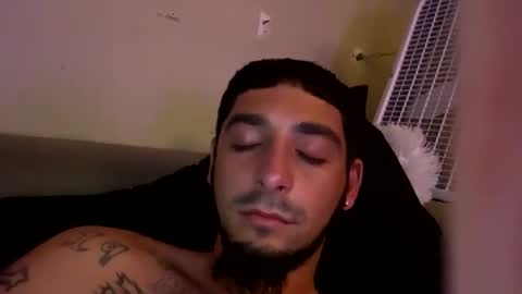 clarkshammer95 online show from March 3, 2025, 6:22 pm