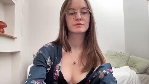 Snapshot of classyandgirly chatting on March 2, 2026, 8:04 pm classyandgirly online show from March 2, 2026, 8:04 pm