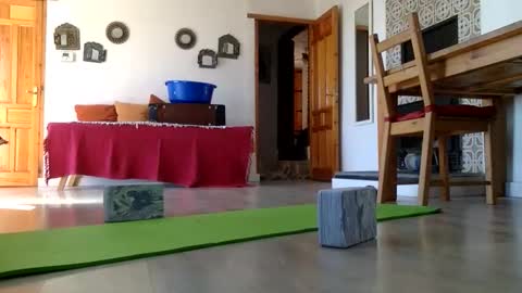 Snapshot of claudi779 chatting on February 21, 2026, 12:39 pm claudi779 online show from February 21, 2026, 12:39 pm