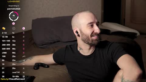 Snapshot of claudrainwall chatting on November 4, 2025, 11:59 pm Claud online show from November 4, 2025, 11:59 pm