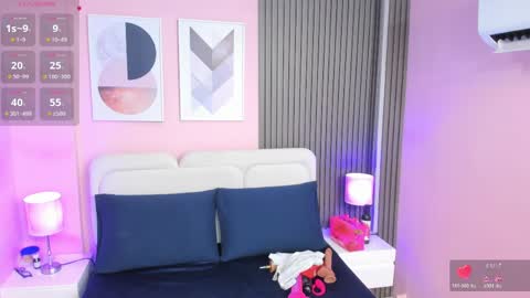 clauwdeen  wolf online show from April 2, 2026, 8:06 pm