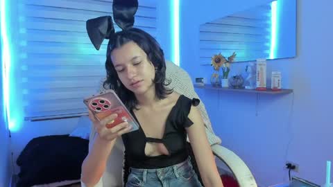 Clawdeen online show from April 13, 2026, 3:12 am