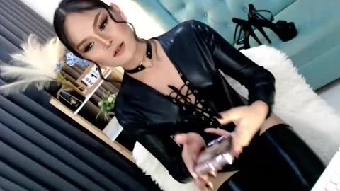 Cleo online show from February 11, 2025, 5:47 am