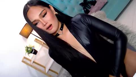 Cleo online show from February 25, 2026, 9:24 pm