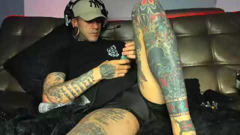 Snapshot of cleosexxx chatting on June 19, 2026, 7:12 am cleo y maikol online show from June 19, 2026, 7:12 am