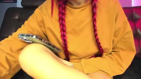 Snapshot of cleosexxx chatting on July 7, 2026, 1:59 pm cleo y maikol online show from July 7, 2026, 1:59 pm