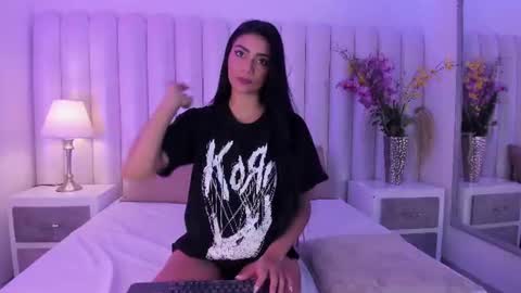 CleoSteele online show from July 25, 2026, 12:36 pm