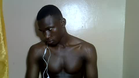 Snapshot of clive_damian chatting on June 22, 2026, 3:36 am clive_damian online show from June 22, 2026, 3:36 am