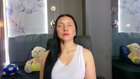 Snapshot of cloe16_ chatting on March 7, 2026, 10:12 am Cloe online show from March 7, 2026, 10:12 am