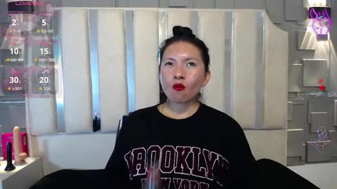 Snapshot of cloe16_ chatting on April 9, 2026, 8:14 pm Cloe online show from April 9, 2026, 8:14 pm