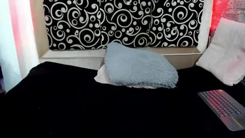 cloe66 online show from January 20, 2025, 7:14 pm