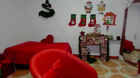 cloe_7 online show from December 22, 2025, 3:03 am