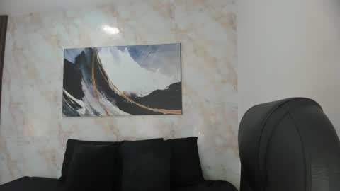 Snapshot of cloe_amazingg chatting on July 6, 2026, 2:36 pm Cloe online show from July 6, 2026, 2:36 pm