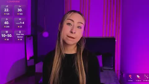 Cloe  online show from March 3, 2026, 7:47 am