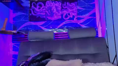 Snapshot of cloee_cameron chatting on June 30, 2026, 7:15 pm cloee_cameron online show from June 30, 2026, 7:15 pm