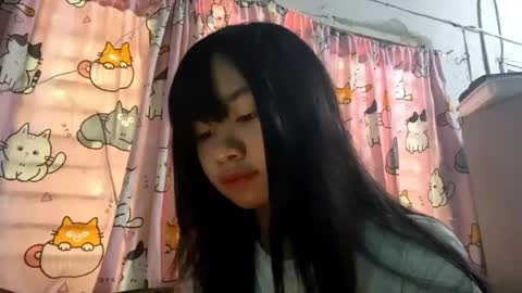 Snapshot of clorahosfeld chatting on April 21, 2026, 4:30 am Mikki online show from April 21, 2026, 4:30 am