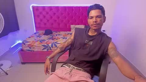 cloud_mckey8 online show from February 27, 2026, 3:06 am