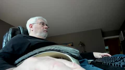 cloudalert62 online show from January 16, 2026, 10:25 pm