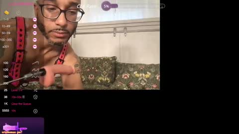 Snapshot of cloudedthot chatting on December 3, 2024, 9:01 pm CloudedThots online show from December 3, 2024, 9:01 pm