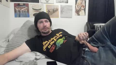 cloudyystarr666 online show from November 21, 2025, 8:24 am