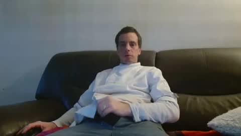 clouplefun online show from November 20, 2025, 7:19 am