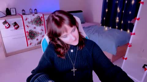  Clover  follow me  online show from January 19, 2025, 6:00 pm