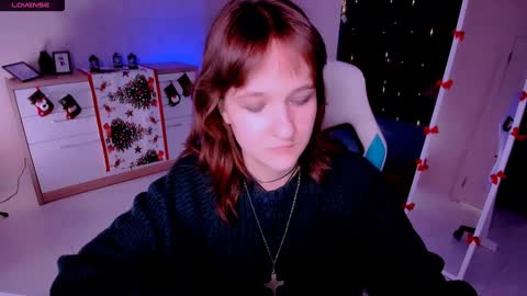  Clover  follow me  online show from January 19, 2025, 9:13 pm