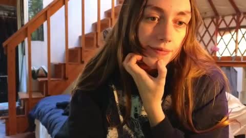 Clover online show from January 9, 2025, 8:55 pm