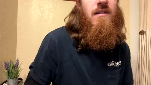 cloverboy1988 online show from December 30, 2024, 11:37 am