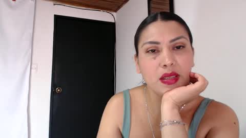 rocio online show from June 4, 2026, 3:51 pm