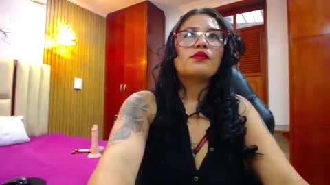 Clovy Zenvy online show from June 11, 2026, 11:08 am