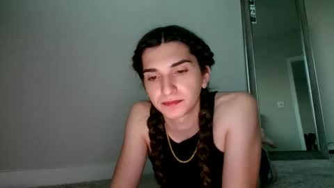 Snapshot of cluv777 chatting on February 10, 2026, 12:15 am cluv777 online show from February 10, 2026, 12:15 am