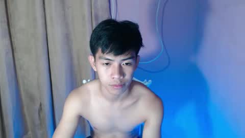 clyde_twinkx online show from March 24, 2026, 2:22 pm