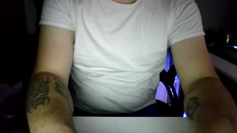cmatthew32 online show from May 20, 2026, 3:34 am