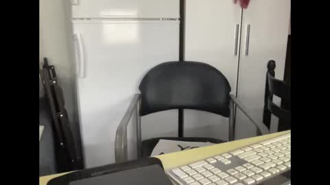 Coach Karl Porn Star Tip me all the way to my next trip online show from November 21, 2025, 12:37 pm