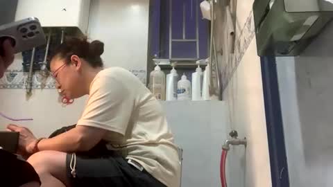 Snapshot of cocacola1668 chatting on November 10, 2025, 10:03 am Cocacola1668 online show from November 10, 2025, 10:03 am