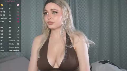 Mila online show from July 16, 2026, 9:43 pm
