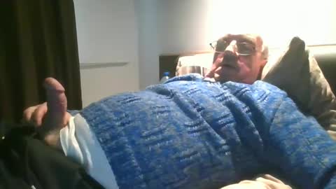 cock9635 online show from March 2, 2025, 1:38 pm